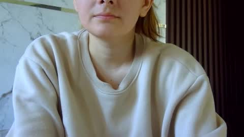 Snapshot of gabriela_miller_2 chatting on 11.17.25 Gabriela Miller online show from 11.17.25