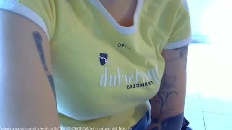 Snapshot of gabriela_miller_2 chatting on 12.01.25 Gabriela Miller online show from 12.01.25