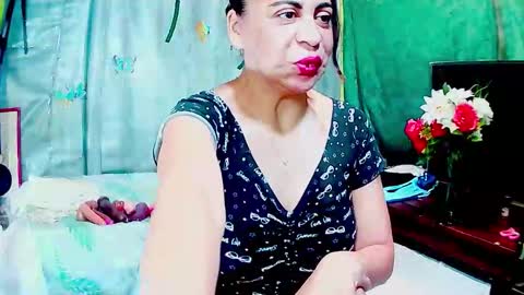 Snapshot of gabriela_sexy chatting on 10.23.25 Gabriella Lopez online show from 10.23.25