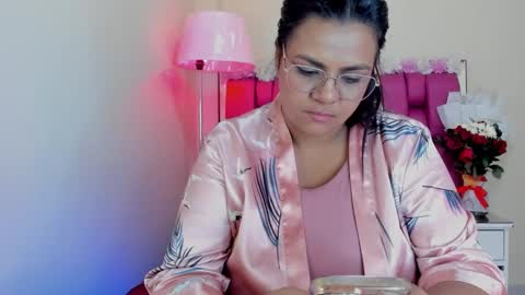 Gaby Im on vacation see you on November 25 online show from 01.24.25
