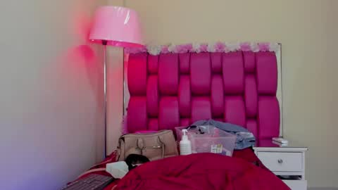 Gaby Im on vacation see you on November 25 online show from 02.05.25