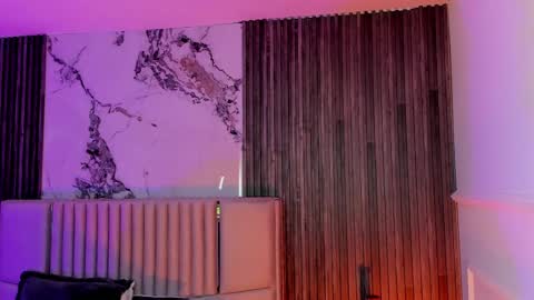 Gabriela Kassi online show from 04.08.26