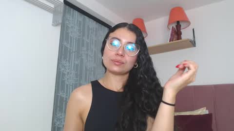 Snapshot of gabrielarossa chatting on 12.13.24 GabrielaRossa online show from 12.13.24