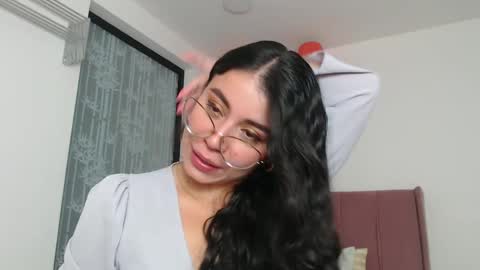 Snapshot of gabrielarossa chatting on 01.13.25 GabrielaRossa online show from 01.13.25