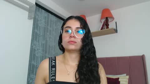 Snapshot of gabrielarossa chatting on 01.16.25 GabrielaRossa online show from 01.16.25