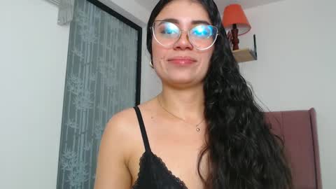 Snapshot of gabrielarossa chatting on 01.17.25 GabrielaRossa online show from 01.17.25