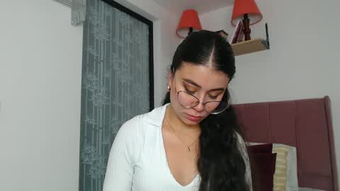 Snapshot of gabrielarossa chatting on 01.18.25 GabrielaRossa online show from 01.18.25