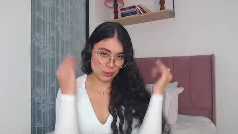 Snapshot of gabrielarossa chatting on 02.20.25 GabrielaRossa online show from 02.20.25