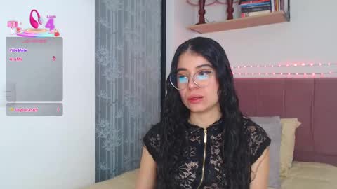 Snapshot of gabrielarossa chatting on 09.10.25 GabrielaRossa online show from 09.10.25