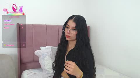 Snapshot of gabrielarossa chatting on 09.20.25 GabrielaRossa online show from 09.20.25
