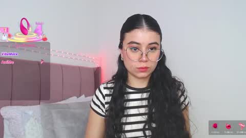 Snapshot of gabrielarossa chatting on 10.10.25 GabrielaRossa online show from 10.10.25