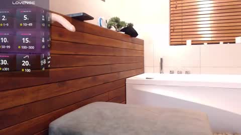 gabriell_ramirez_ online show from 02.17.25