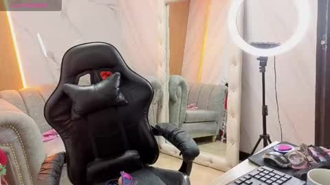 Gabriella online show from 04.14.26