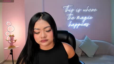 Gabriella Lee online show from 10.09.25