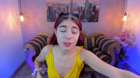 Snapshot of gaby_louse chatting on 10.17.25 Gaby online show from 10.17.25