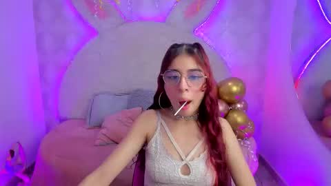 Snapshot of gaby_louse chatting on 11.14.25 Gaby online show from 11.14.25