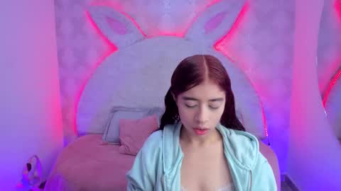 Snapshot of gaby_louse chatting on 11.25.25 Gaby online show from 11.25.25