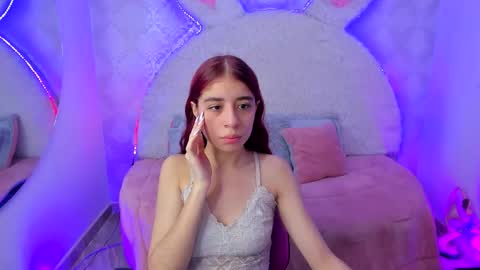 Snapshot of gaby_louse chatting on 12.02.25 Gaby online show from 12.02.25