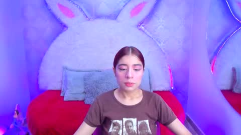 Snapshot of gaby_louse chatting on 12.16.25 Gaby online show from 12.16.25