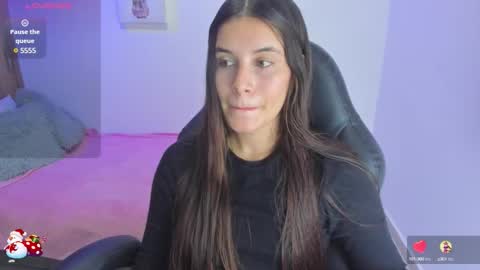 Snapshot of gaby_olsen chatting on 12.01.24 Gabriela online show from 12.01.24