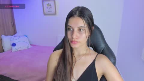 Snapshot of gaby_olsen chatting on 01.17.25 Gabriela online show from 01.17.25
