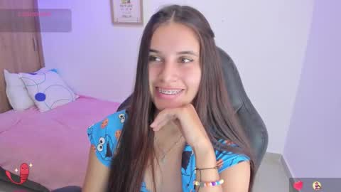 Snapshot of gaby_olsen chatting on 01.17.25 Gabriela online show from 01.17.25