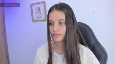 Snapshot of gaby_olsen chatting on 01.23.25 Gabriela online show from 01.23.25
