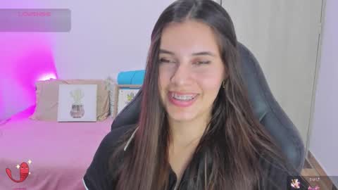 Snapshot of gaby_olsen chatting on 02.13.25 Gabriela online show from 02.13.25