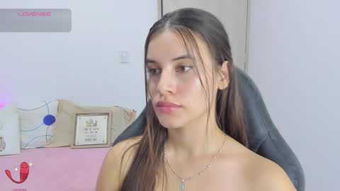 Snapshot of gaby_olsen chatting on 02.24.25 Gabriela online show from 02.24.25