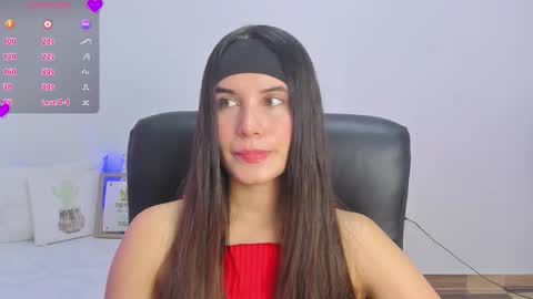 Snapshot of gaby_olsen chatting on 09.25.25 Gabriela online show from 09.25.25