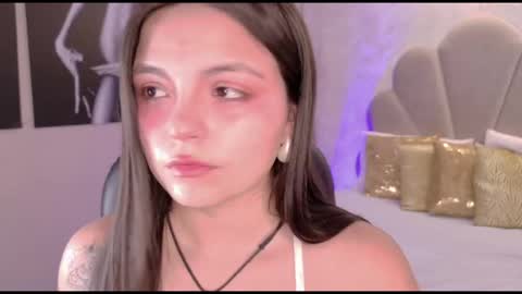 Snapshot of gabyqueens chatting on 11.09.25 Gaby online show from 11.09.25