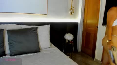 Gaby Vega  online show from 01.13.26