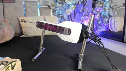 gabyyjones online show from 10.10.25