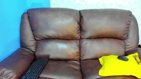Snapshot of gadiel_sex chatting on 03.11.25 gadiel_sex online show from 03.11.25