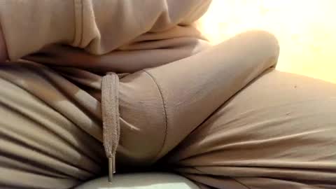 Snapshot of gae89tano chatting on 04.16.26 gae89tano online show from 04.16.26