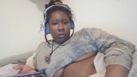 gaeabunny online show from 02.20.25