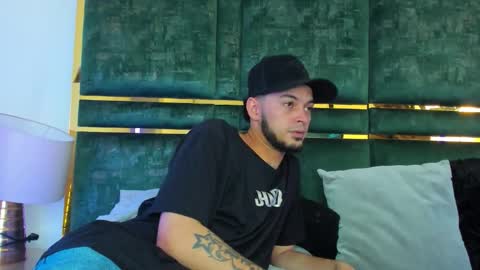 Snapshot of gael_coral chatting on 11.30.25 Gael Coral some hot latinos online show from 11.30.25