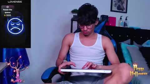 gael_jones online show from 10.15.25