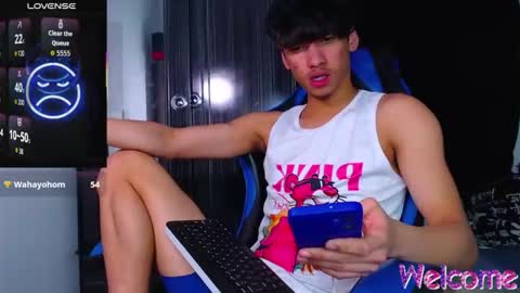 gael_jones online show from 12.18.25