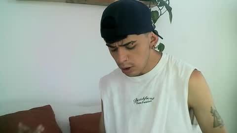 Snapshot of gaelgarcia07 chatting on 02.15.26 Gael Garca online show from 02.15.26