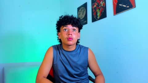 Snapshot of gaeloconner chatting on 01.22.25 Gael Conner online show from 01.22.25