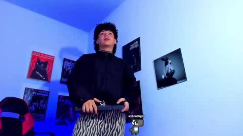 Snapshot of gaeloconner chatting on 03.06.25 Gael Conner online show from 03.06.25