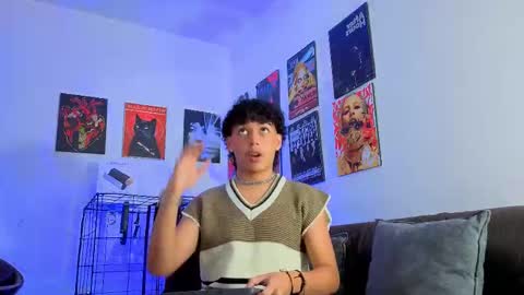 Snapshot of gaeloconner chatting on 09.17.25 Gael Conner online show from 09.17.25