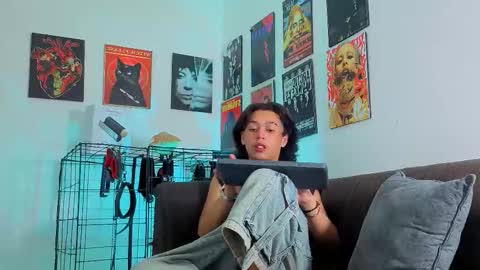 Snapshot of gaeloconner chatting on 09.20.25 Gael Conner online show from 09.20.25