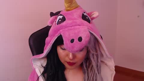 Snapshot of gakomenoshida chatting on 09.24.25 Kate 3 online show from 09.24.25