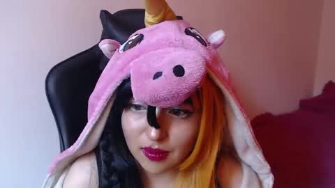 Snapshot of gakomenoshida chatting on 10.24.25 Kate 3 online show from 10.24.25