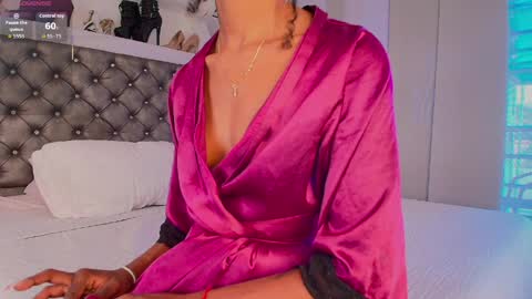 CALL ME MY QUEEN online show from 04.05.26