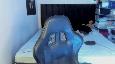 game__over420 online show from 10.09.25