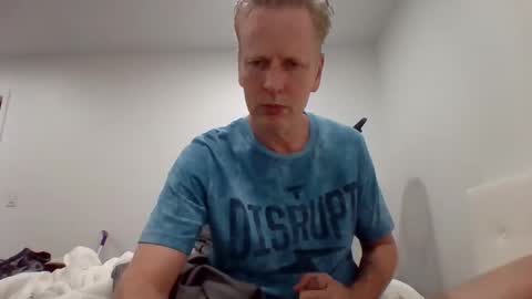 gamerboy200 online show from 09.25.25