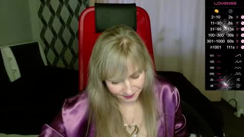 Snapshot of ganet469 chatting on 10.23.25 Janette online show from 10.23.25